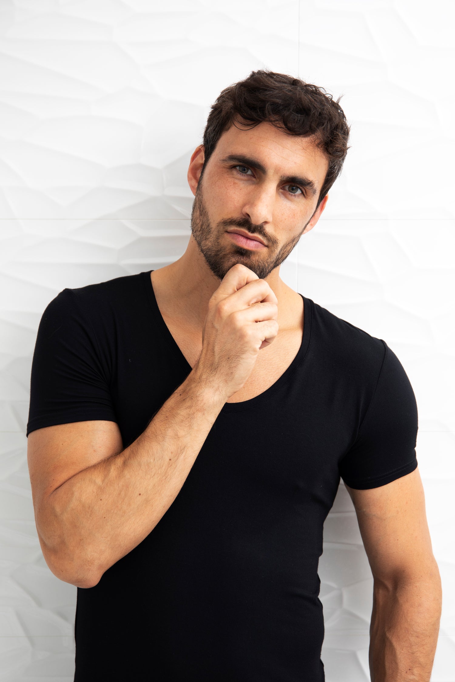 Une personne portant un produit valeur sûre de Mariner