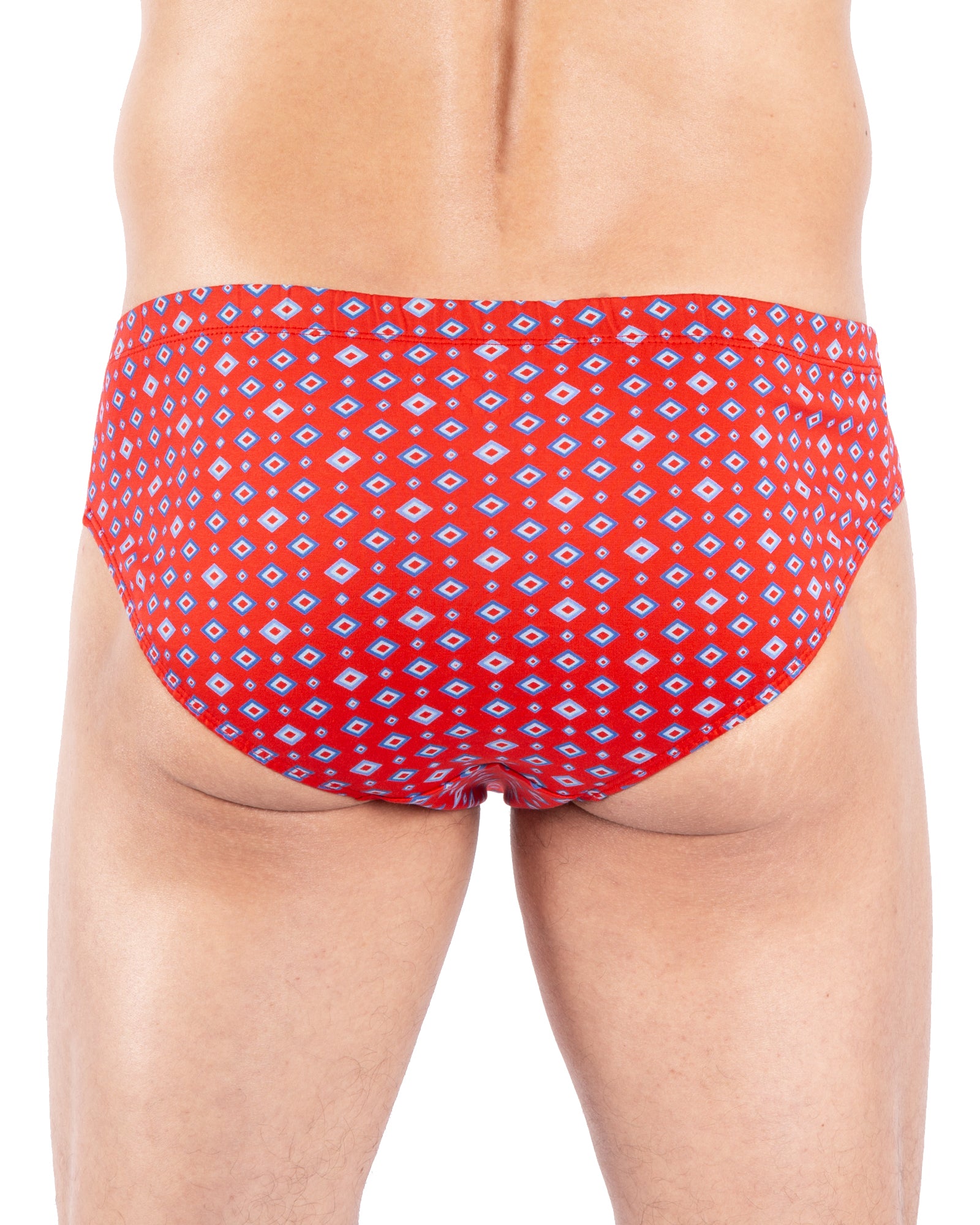 Vue arrière d’un slip taille basse imprimé rouge, offrant confort et légèreté grâce au coton mercerisé.