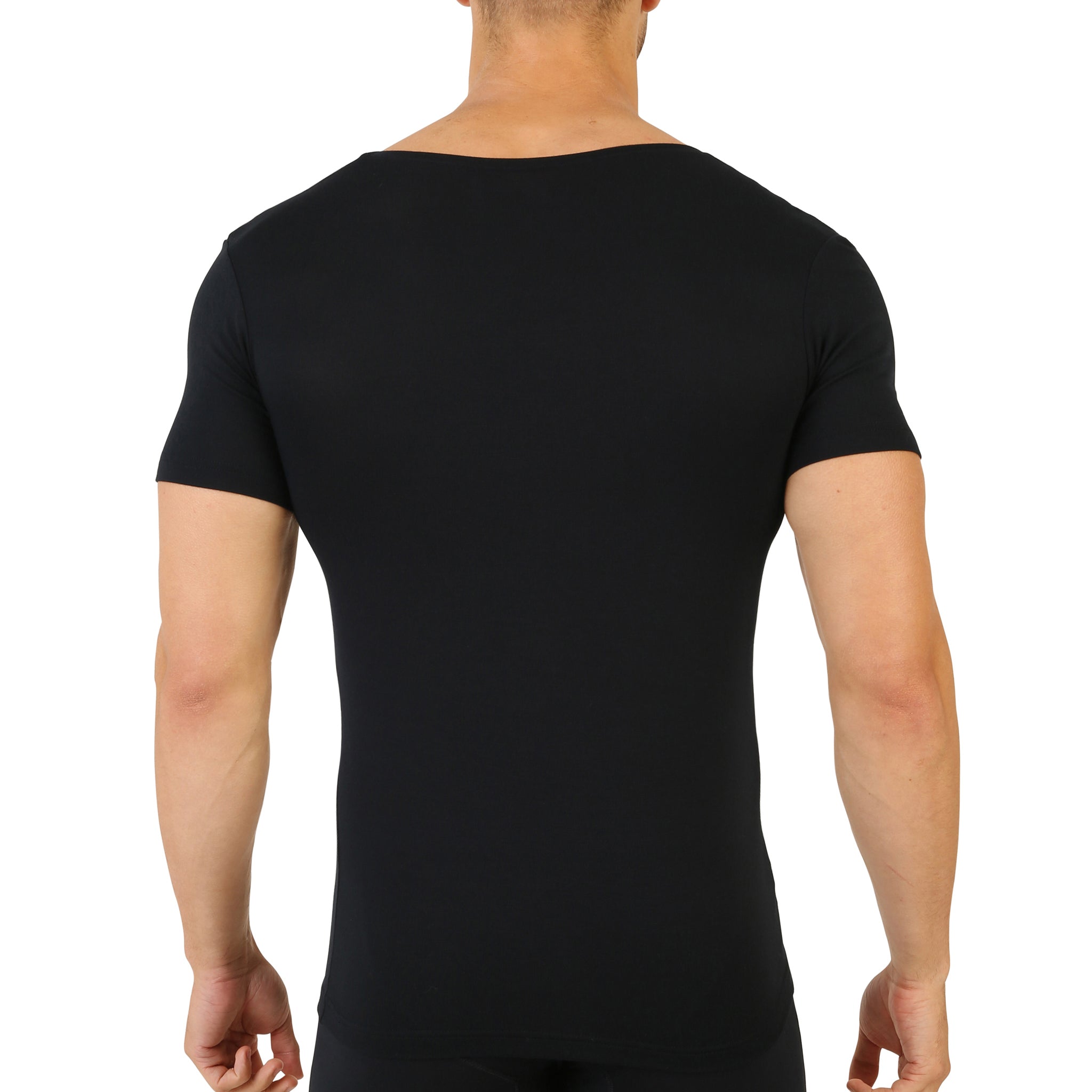Vue de dos d’un t-shirt col V dégagé noir, mettant en avant la coupe ajustée et élégante.