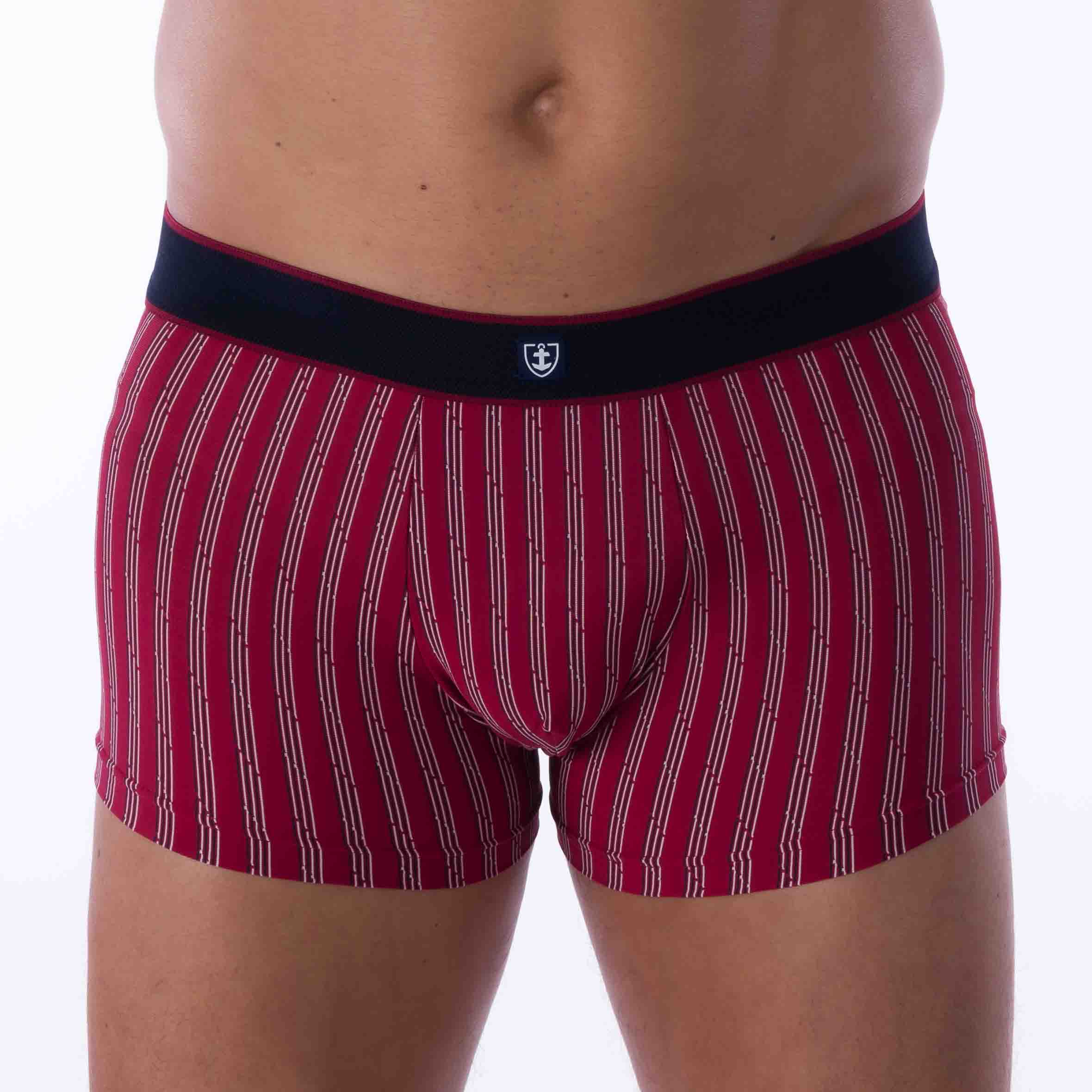 Shorty avec Ceinture en Microfibre Rayée Rouge