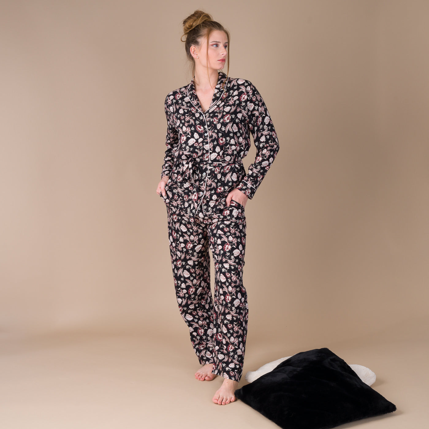 Pyjama Femme Boutonné en Viscose Imprimée NOIR