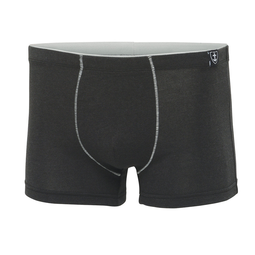 Shorty fibre de bambou noir avec coutures contrastées, présenté à plat.